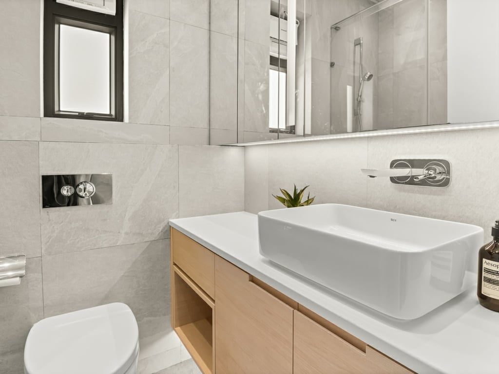 https://img.propertyraptor.com/cdn-cgi/imagedelivery/KD5bF_AFL0JDTbKLWF7z9g/ap8/ap8_001/hornet/prp/img/6d956fe04737ba19658465c6c9f2f091-wtm.jpg/public