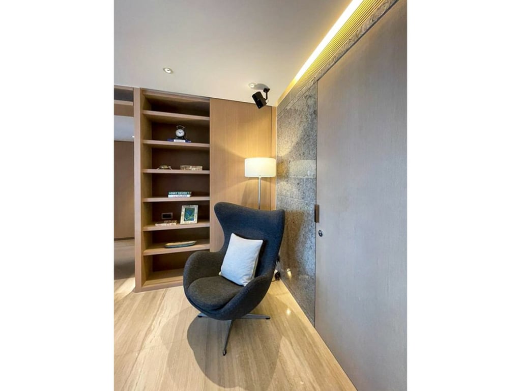 https://img.propertyraptor.com/cdn-cgi/imagedelivery/KD5bF_AFL0JDTbKLWF7z9g/ap8/ap8_001/hornet/prp/img/6db94c244ae39fa2c615d2fadeaafb28.jpg/public