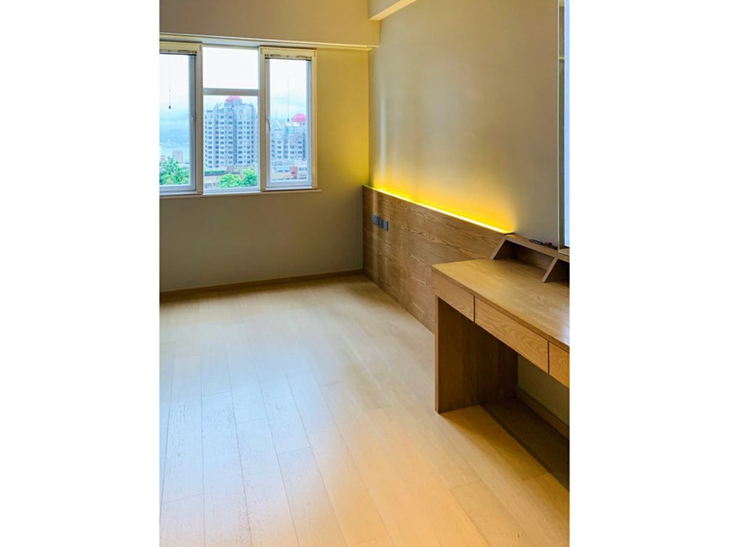 https://img.propertyraptor.com/cdn-cgi/imagedelivery/KD5bF_AFL0JDTbKLWF7z9g/ap8/ap8_001/hornet/prp/img/6dc89275830b89cda7276af50a138959.jpg/public