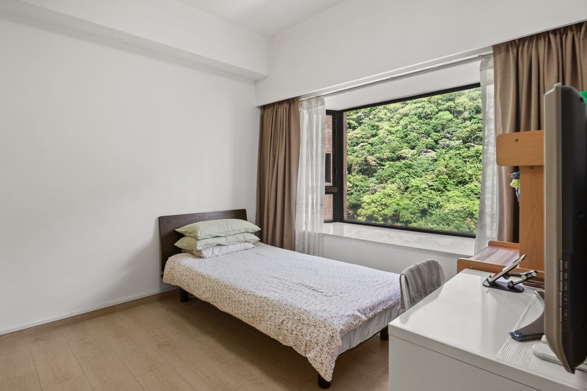https://img.propertyraptor.com/cdn-cgi/imagedelivery/KD5bF_AFL0JDTbKLWF7z9g/ap8/ap8_001/hornet/prp/img/6e207c7c0021d1cc45f758e97778cc52-wtm.jpg/public