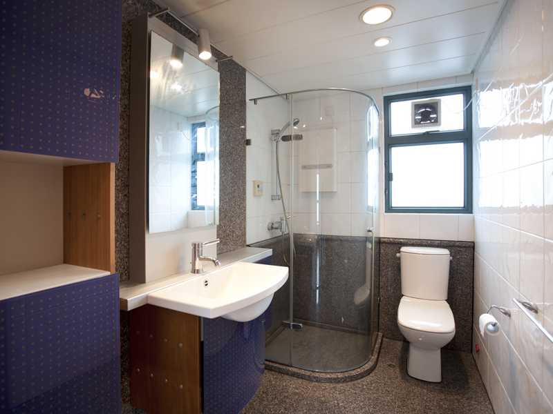 https://img.propertyraptor.com/cdn-cgi/imagedelivery/KD5bF_AFL0JDTbKLWF7z9g/ap8/ap8_001/hornet/prp/img/6e6cc1f3375190bffd633dd238a0baad.jpg/public