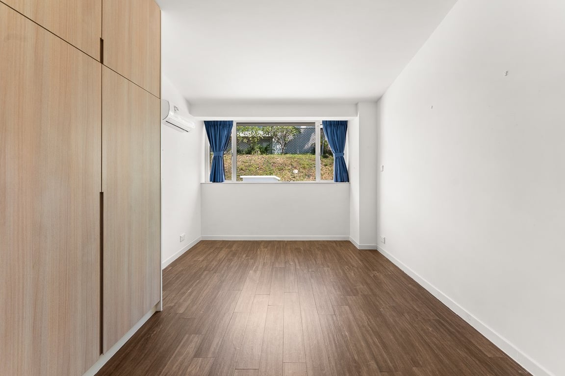 https://img.propertyraptor.com/cdn-cgi/imagedelivery/KD5bF_AFL0JDTbKLWF7z9g/ap8/ap8_001/hornet/prp/img/6ed5551ff37e7662cd550c4c92cfce52-wtm.jpg/public