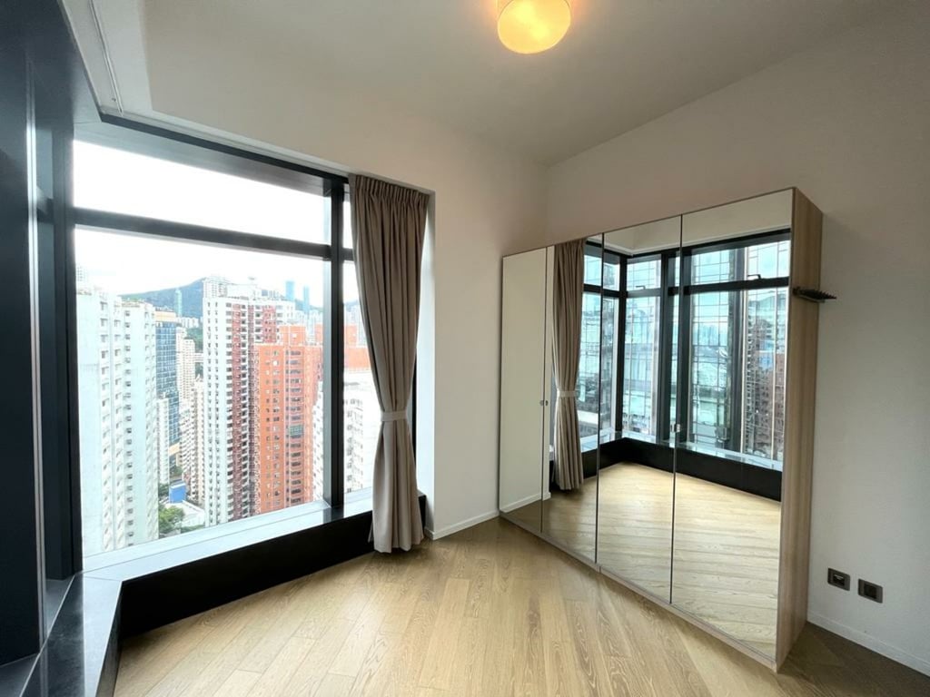 https://img.propertyraptor.com/cdn-cgi/imagedelivery/KD5bF_AFL0JDTbKLWF7z9g/ap8/ap8_001/hornet/prp/img/6fc57c59718e5fa3989cbcb8971cb6bb-wtm.jpg/public