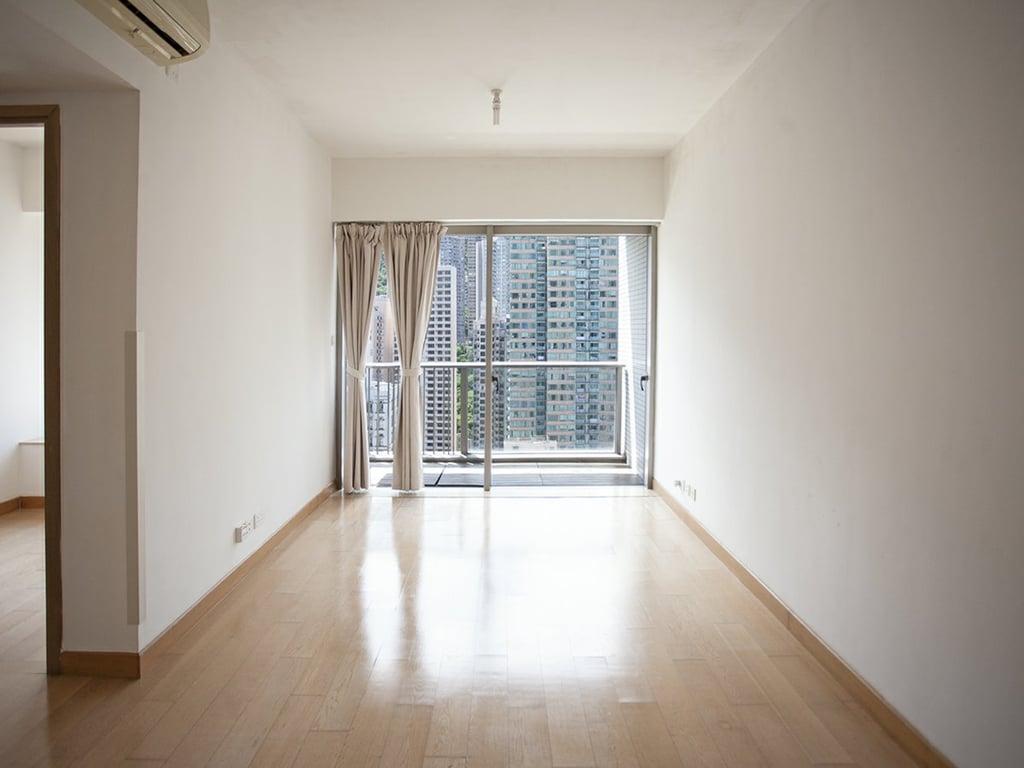 https://img.propertyraptor.com/cdn-cgi/imagedelivery/KD5bF_AFL0JDTbKLWF7z9g/ap8/ap8_001/hornet/prp/img/6fcc1ed51646af403df146b2438e0141-wtm.jpg/public