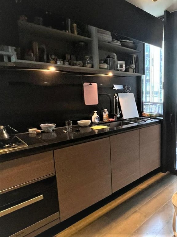 https://img.propertyraptor.com/cdn-cgi/imagedelivery/KD5bF_AFL0JDTbKLWF7z9g/ap8/ap8_001/hornet/prp/img/701ce7936524db1a7266139b72e07929.jpg/public