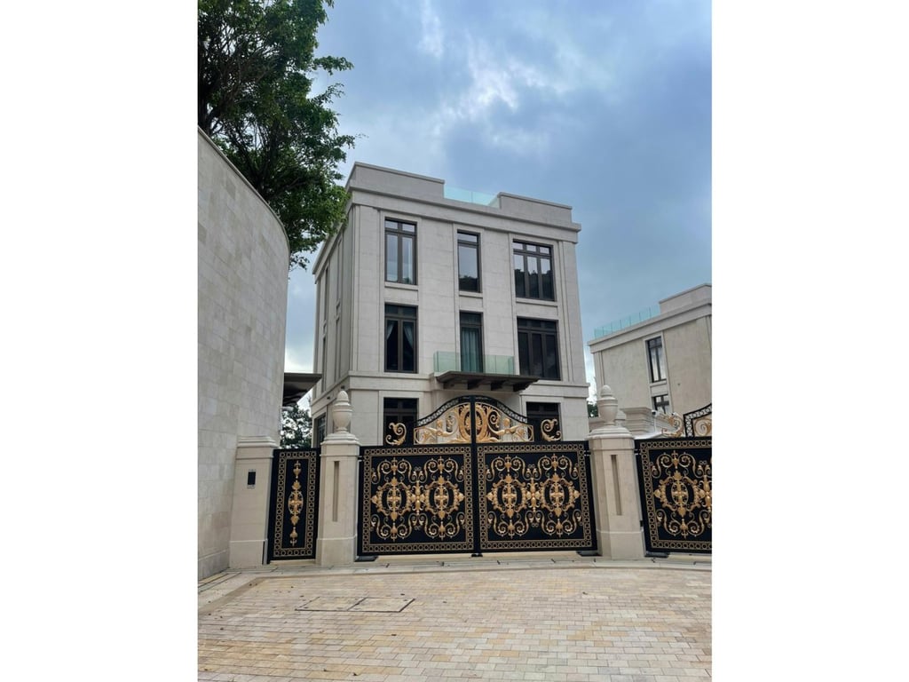 https://img.propertyraptor.com/cdn-cgi/imagedelivery/KD5bF_AFL0JDTbKLWF7z9g/ap8/ap8_001/hornet/prp/img/709620efdb0a7a7332e2c4f5c8c74d9a.jpg/public