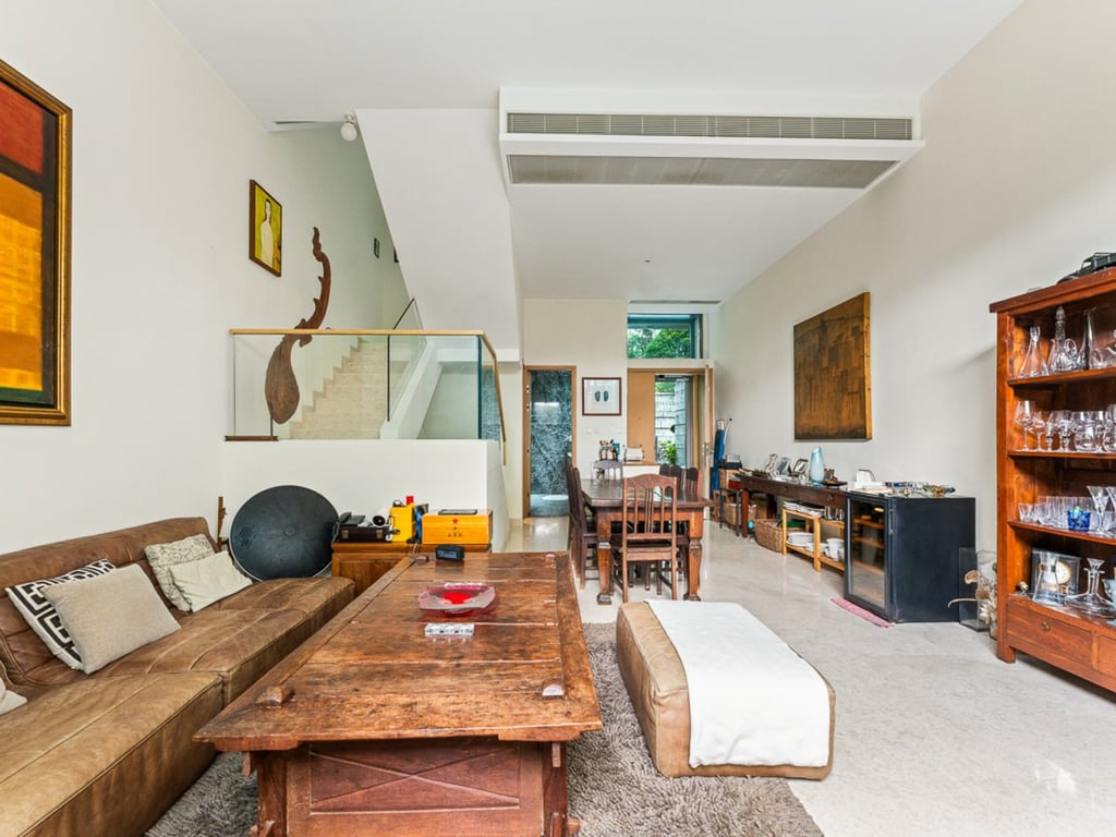 https://img.propertyraptor.com/cdn-cgi/imagedelivery/KD5bF_AFL0JDTbKLWF7z9g/ap8/ap8_001/hornet/prp/img/70b562a510890342c303bb928414dc0c-wtm.jpg/public