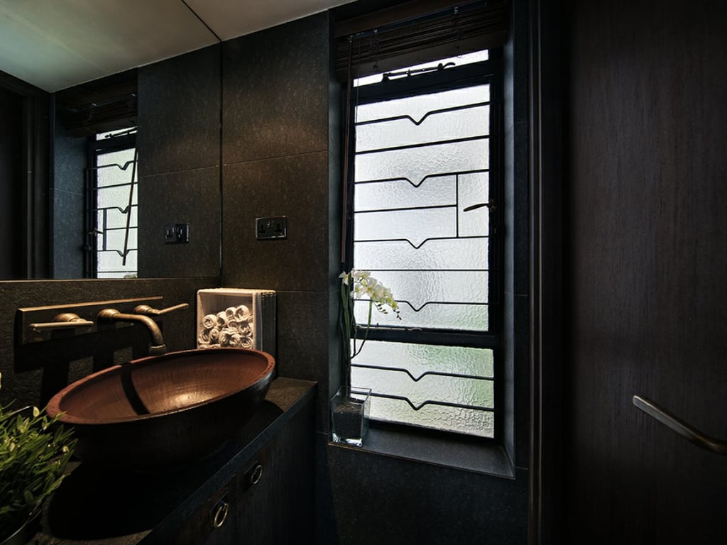 https://img.propertyraptor.com/cdn-cgi/imagedelivery/KD5bF_AFL0JDTbKLWF7z9g/ap8/ap8_001/hornet/prp/img/70df50666c425ed086c6b2b6645e33e7.jpg/public