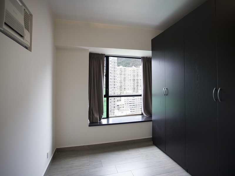 https://img.propertyraptor.com/cdn-cgi/imagedelivery/KD5bF_AFL0JDTbKLWF7z9g/ap8/ap8_001/hornet/prp/img/715d56505752ae821d5ea4de34e62357.jpg/public