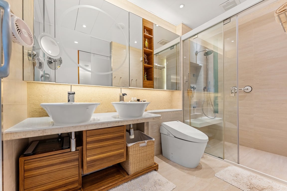 https://img.propertyraptor.com/cdn-cgi/imagedelivery/KD5bF_AFL0JDTbKLWF7z9g/ap8/ap8_001/hornet/prp/img/718faab83c00c3f24ab6fbde813928fb-wtm.jpg/public