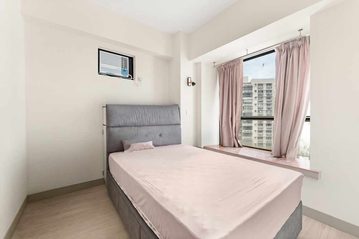 https://img.propertyraptor.com/cdn-cgi/imagedelivery/KD5bF_AFL0JDTbKLWF7z9g/ap8/ap8_001/hornet/prp/img/71de5b4932fcf7a449e9f99ba182cc4e-wtm.jpg/public