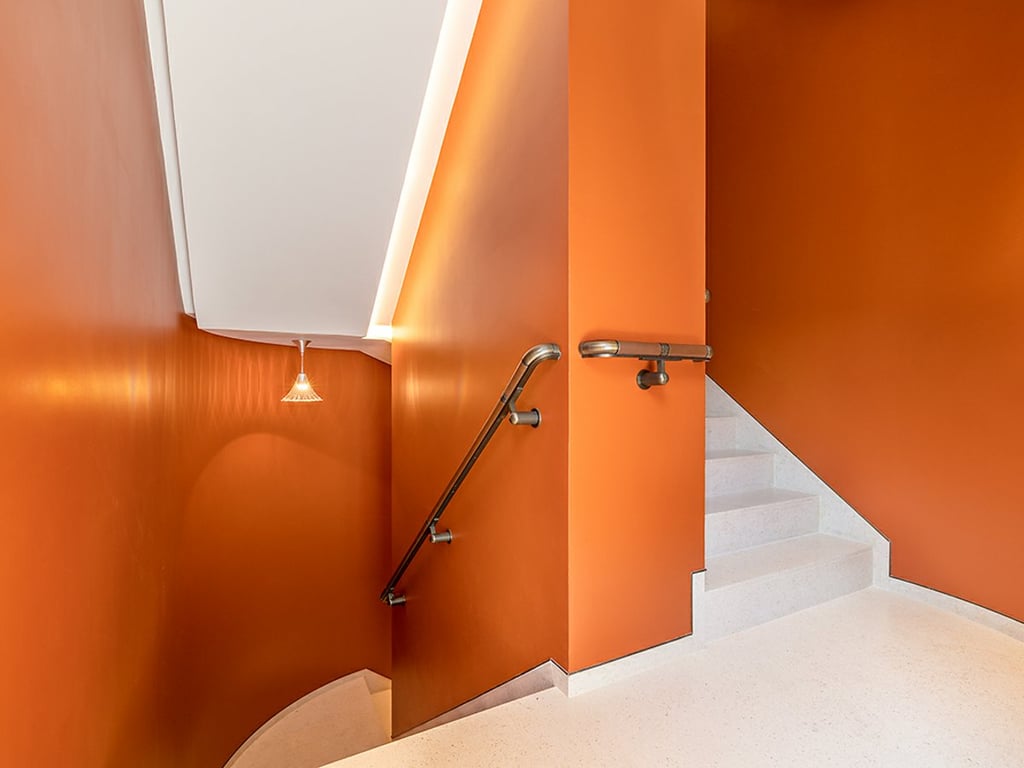 https://img.propertyraptor.com/cdn-cgi/imagedelivery/KD5bF_AFL0JDTbKLWF7z9g/ap8/ap8_001/hornet/prp/img/7288d0729570c603140228067d9e43ce.jpg/public