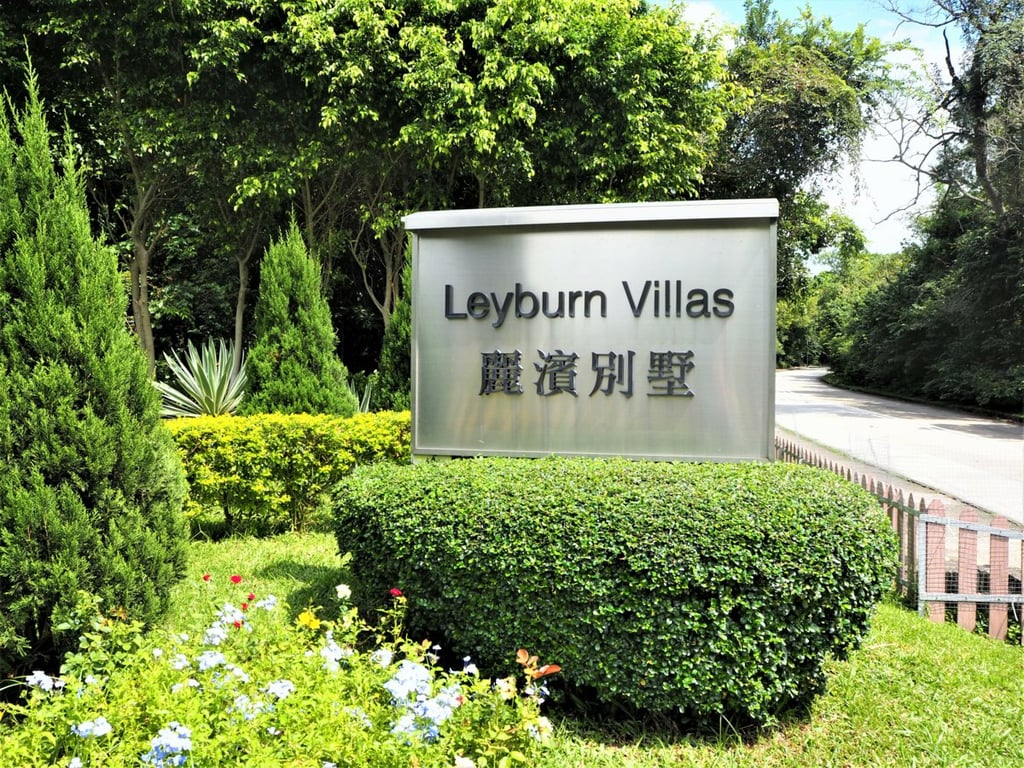 https://img.propertyraptor.com/cdn-cgi/imagedelivery/KD5bF_AFL0JDTbKLWF7z9g/ap8/ap8_001/hornet/prp/img/73a8e9a1fa664e7a105227bb85ee1702.jpg/public