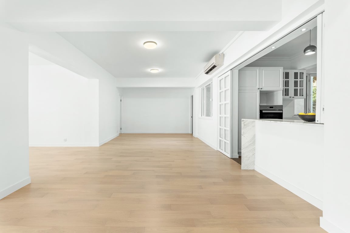https://img.propertyraptor.com/cdn-cgi/imagedelivery/KD5bF_AFL0JDTbKLWF7z9g/ap8/ap8_001/hornet/prp/img/747145df0ce3c58ff5b29633e3989cd0-wtm.jpg/public