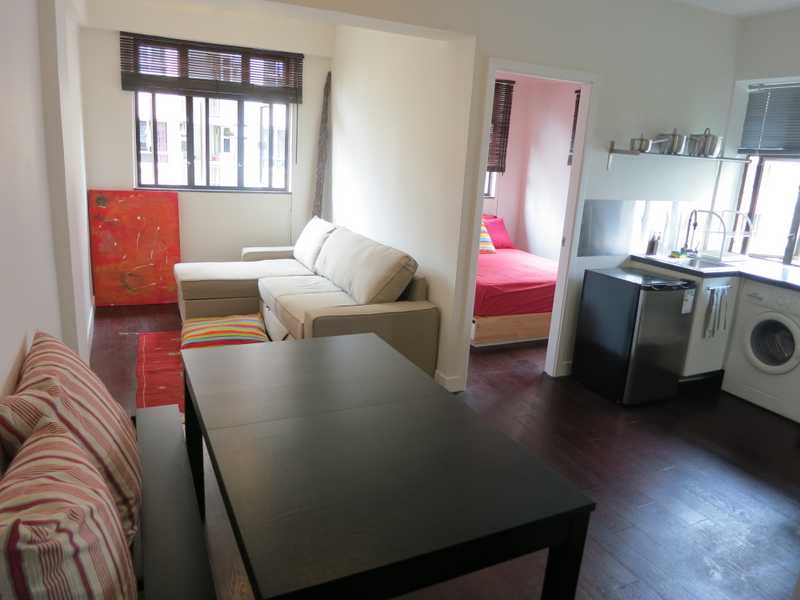 https://img.propertyraptor.com/cdn-cgi/imagedelivery/KD5bF_AFL0JDTbKLWF7z9g/ap8/ap8_001/hornet/prp/img/74c701a00c6e7d0dd0a5b1e11eba865a.jpg/public