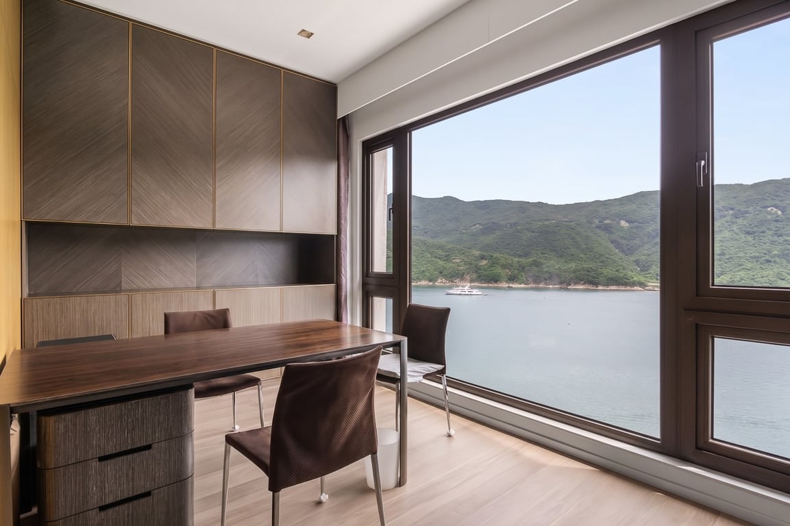 https://img.propertyraptor.com/cdn-cgi/imagedelivery/KD5bF_AFL0JDTbKLWF7z9g/ap8/ap8_001/hornet/prp/img/754b6ceecf0c98d5824c368d768829ea-wtm.jpg/public