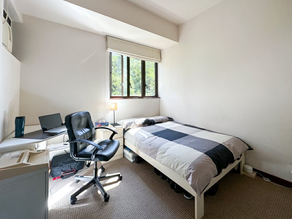 https://img.propertyraptor.com/cdn-cgi/imagedelivery/KD5bF_AFL0JDTbKLWF7z9g/ap8/ap8_001/hornet/prp/img/7565a396c5678035fd641ccce3a62324.jpg/public