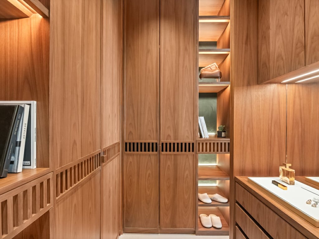 https://img.propertyraptor.com/cdn-cgi/imagedelivery/KD5bF_AFL0JDTbKLWF7z9g/ap8/ap8_001/hornet/prp/img/75b8146fd6728a20f1bb01ebb8e4c7c2-wtm.jpg/public