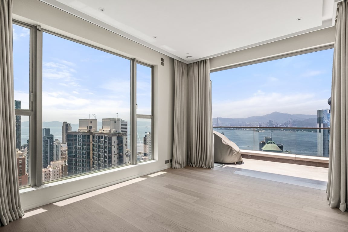 https://img.propertyraptor.com/cdn-cgi/imagedelivery/KD5bF_AFL0JDTbKLWF7z9g/ap8/ap8_001/hornet/prp/img/75bab96aa3f85b4bb0a81e568c11a602-wtm.jpg/public