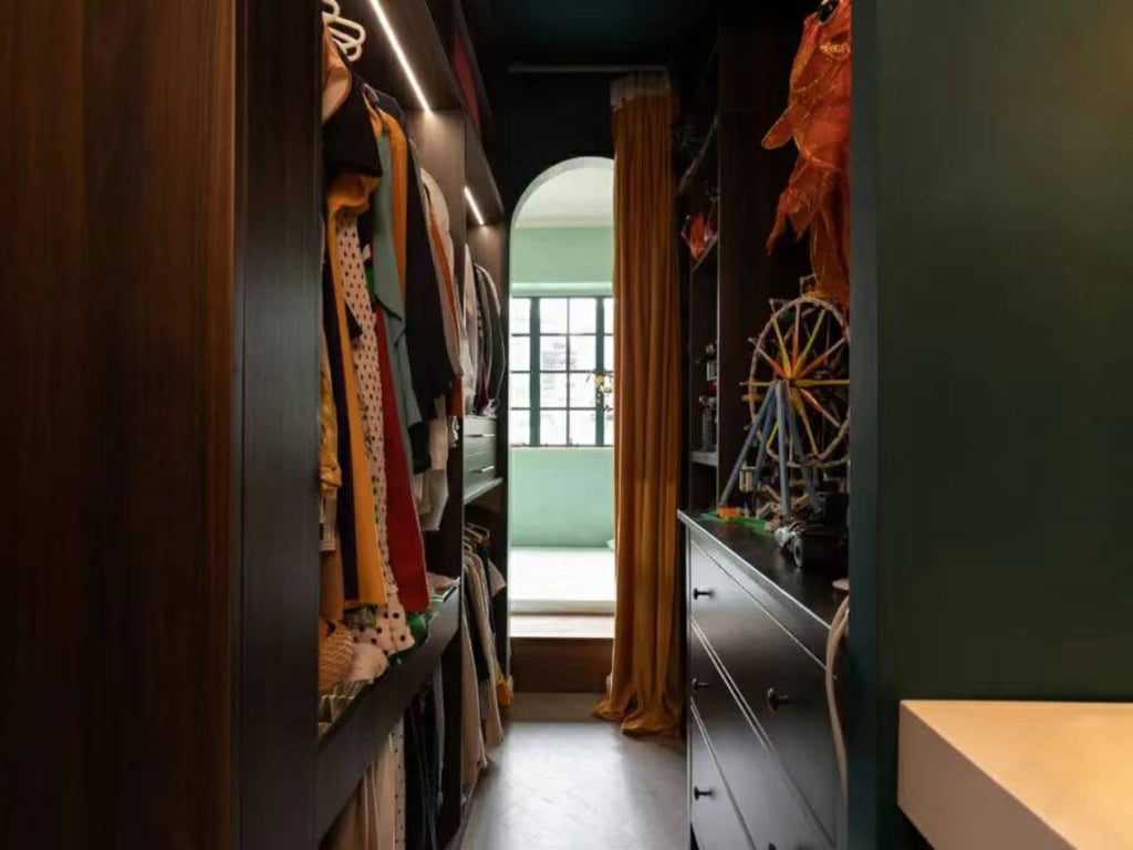 https://img.propertyraptor.com/cdn-cgi/imagedelivery/KD5bF_AFL0JDTbKLWF7z9g/ap8/ap8_001/hornet/prp/img/7603645526a6691fc9b57621ac1b1d71.jpg/public