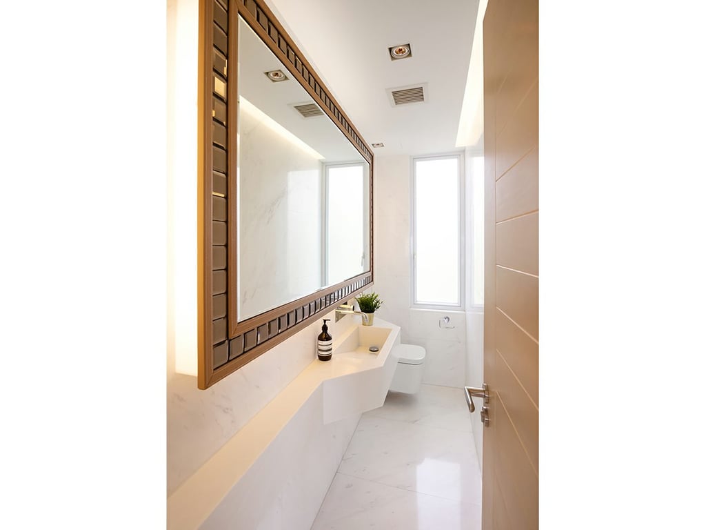 https://img.propertyraptor.com/cdn-cgi/imagedelivery/KD5bF_AFL0JDTbKLWF7z9g/ap8/ap8_001/hornet/prp/img/765880ba0ae6e75d54636616cb284600.jpg/public