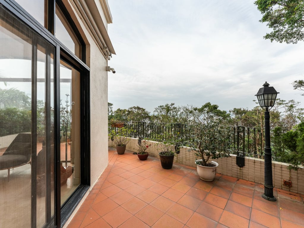 https://img.propertyraptor.com/cdn-cgi/imagedelivery/KD5bF_AFL0JDTbKLWF7z9g/ap8/ap8_001/hornet/prp/img/76af3c88a49c40269eebb5d635b1cb07-wtm.jpg/public