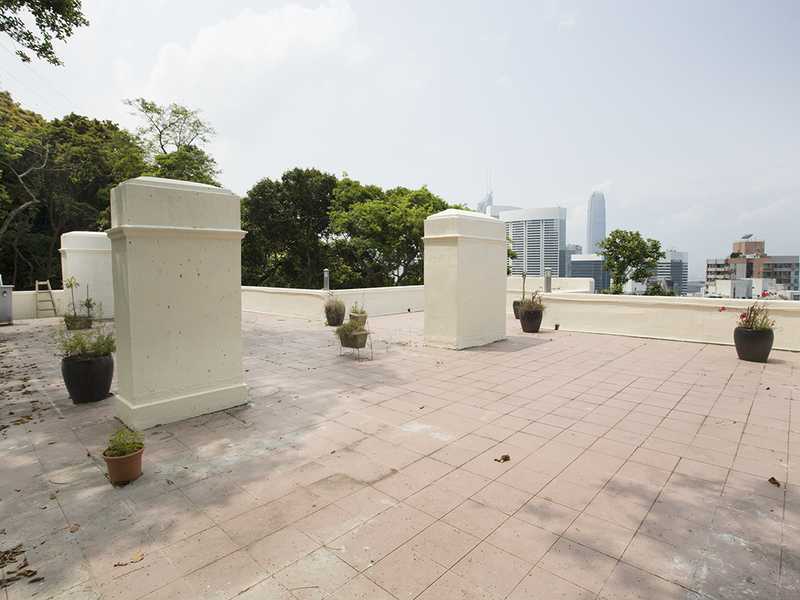 https://img.propertyraptor.com/cdn-cgi/imagedelivery/KD5bF_AFL0JDTbKLWF7z9g/ap8/ap8_001/hornet/prp/img/778222ac8940857a9f0e93d04355fdd5.jpg/public