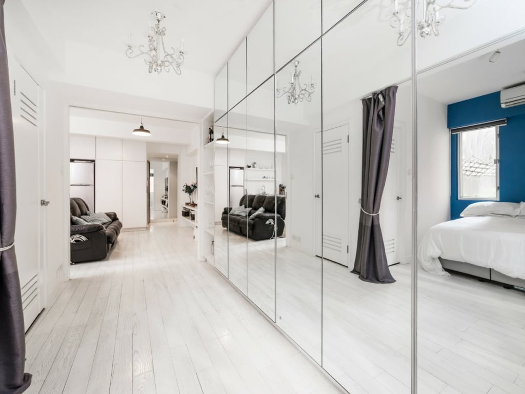 https://img.propertyraptor.com/cdn-cgi/imagedelivery/KD5bF_AFL0JDTbKLWF7z9g/ap8/ap8_001/hornet/prp/img/779d3c18f01ae1c3134a95e45cc9c14b.jpg/public