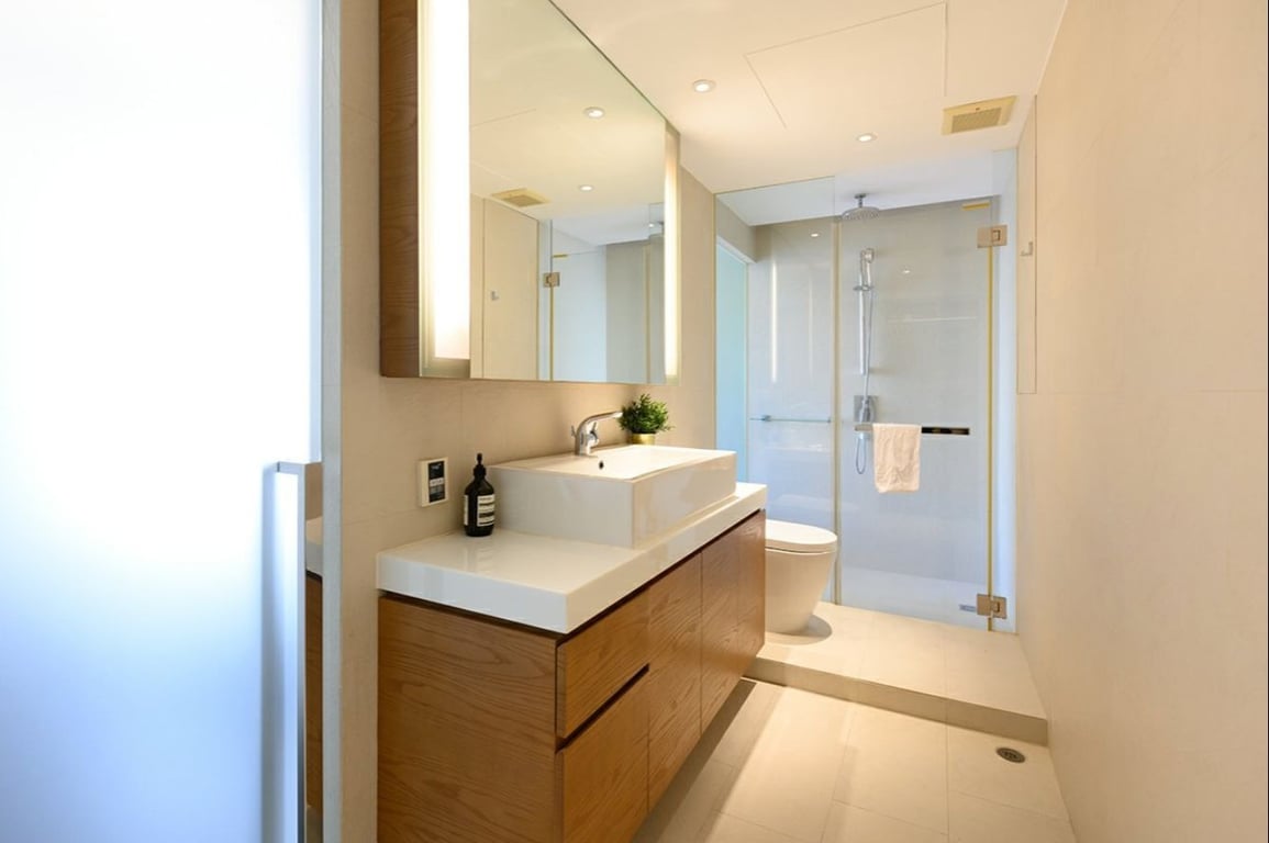 https://img.propertyraptor.com/cdn-cgi/imagedelivery/KD5bF_AFL0JDTbKLWF7z9g/ap8/ap8_001/hornet/prp/img/78921563a73ec6cbfce0c1c3d666b6c9-wtm.jpg/public