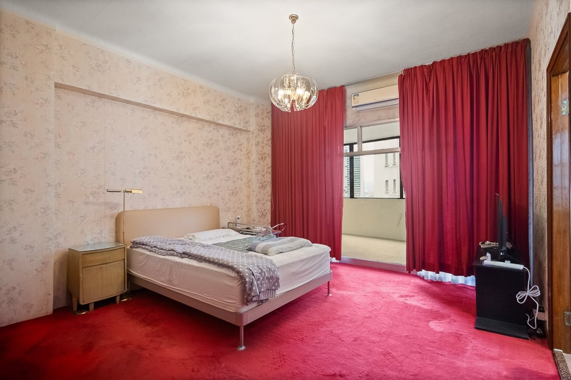 https://img.propertyraptor.com/cdn-cgi/imagedelivery/KD5bF_AFL0JDTbKLWF7z9g/ap8/ap8_001/hornet/prp/img/78f3f4c7ce3512418e782a7b3881779a-wtm.jpg/public