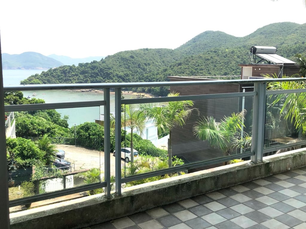 https://img.propertyraptor.com/cdn-cgi/imagedelivery/KD5bF_AFL0JDTbKLWF7z9g/ap8/ap8_001/hornet/prp/img/794551a5302f1ce69713da0c12a9bb55-wtm.jpg/public