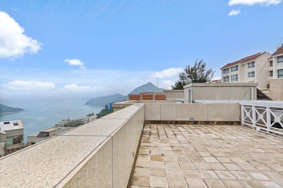 https://img.propertyraptor.com/cdn-cgi/imagedelivery/KD5bF_AFL0JDTbKLWF7z9g/ap8/ap8_001/hornet/prp/img/79e2dbbd45a4029f782d544d9afa0b3c-wtm.jpg/public