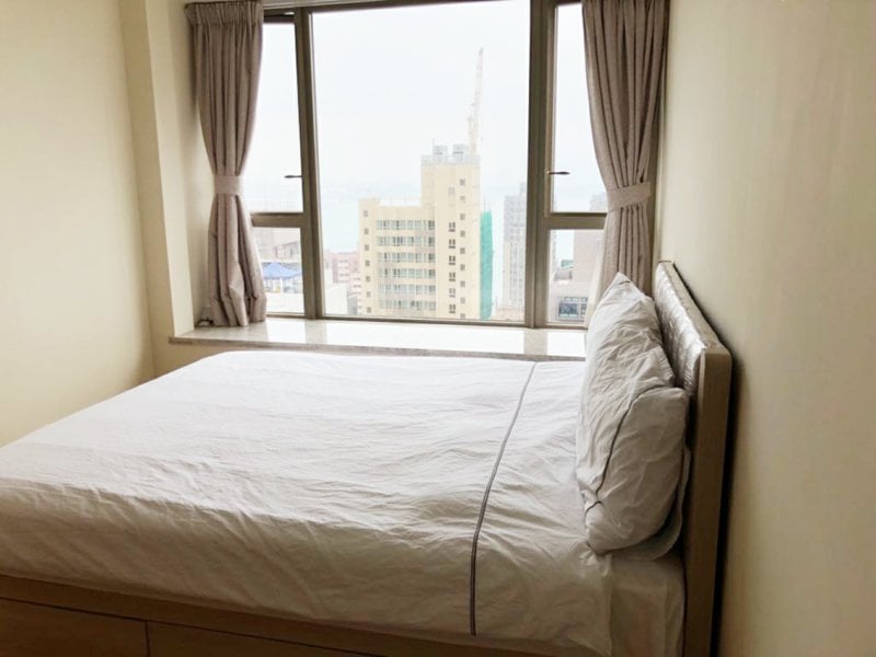 https://img.propertyraptor.com/cdn-cgi/imagedelivery/KD5bF_AFL0JDTbKLWF7z9g/ap8/ap8_001/hornet/prp/img/7a709a5e60defc8534147306d3de3217.jpg/public