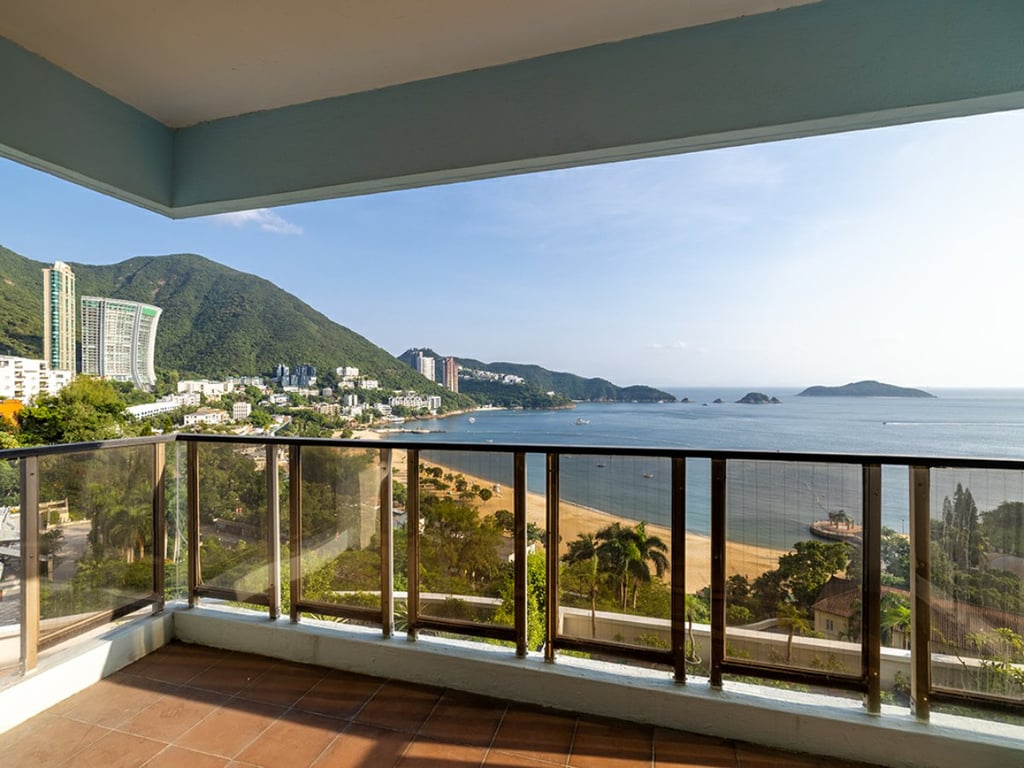 Repulse Bay Apartments