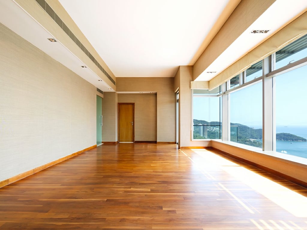 https://img.propertyraptor.com/cdn-cgi/imagedelivery/KD5bF_AFL0JDTbKLWF7z9g/ap8/ap8_001/hornet/prp/img/7a91fa50815570448c397e42e05e38b0.jpg/public