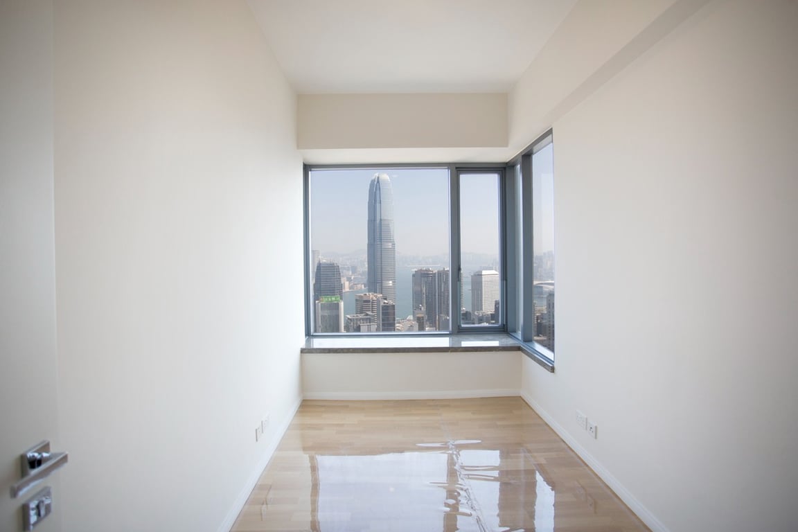 https://img.propertyraptor.com/cdn-cgi/imagedelivery/KD5bF_AFL0JDTbKLWF7z9g/ap8/ap8_001/hornet/prp/img/7aaa4bd7cc3ed0d21dbb4916150d1d0e-wtm.jpg/public
