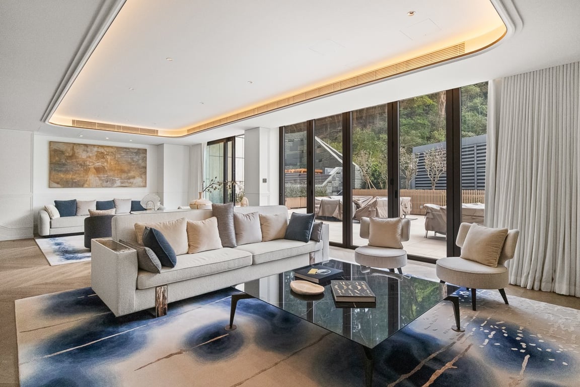 8 Deep Water Bay Drive