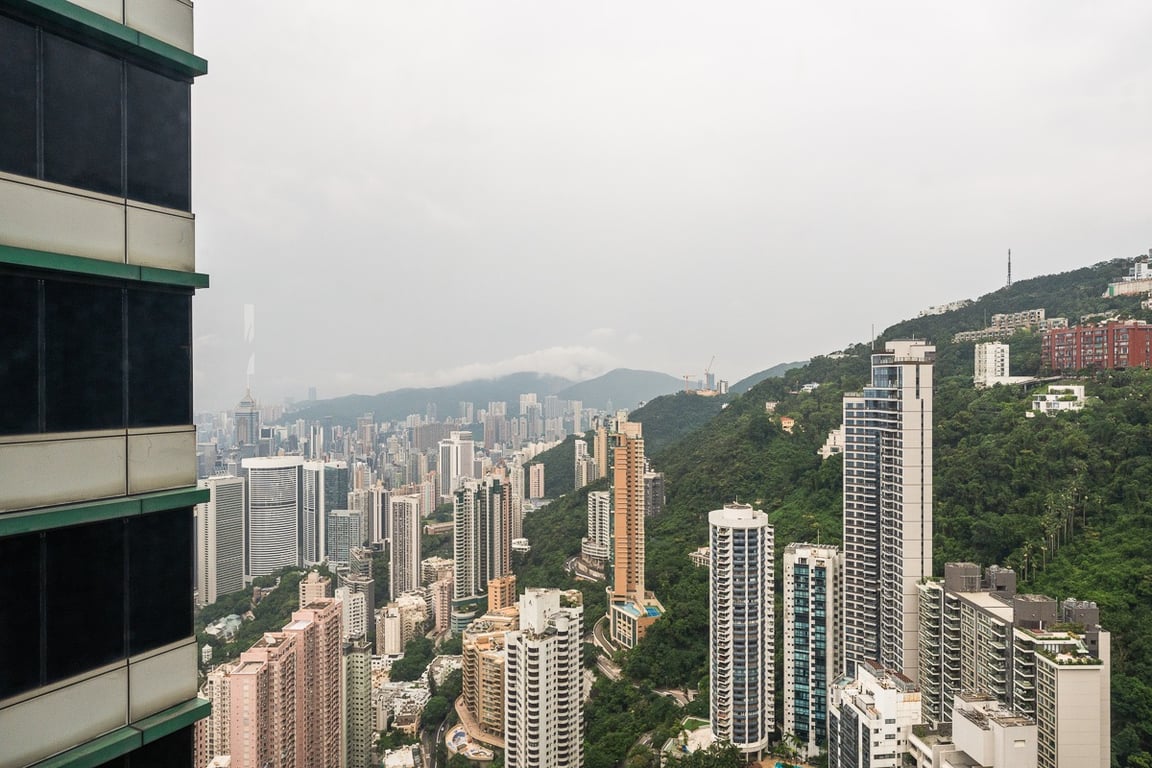 https://img.propertyraptor.com/cdn-cgi/imagedelivery/KD5bF_AFL0JDTbKLWF7z9g/ap8/ap8_001/hornet/prp/img/7b4c52d39069a3d729f4cdd7b3823fcd-wtm.jpg/public