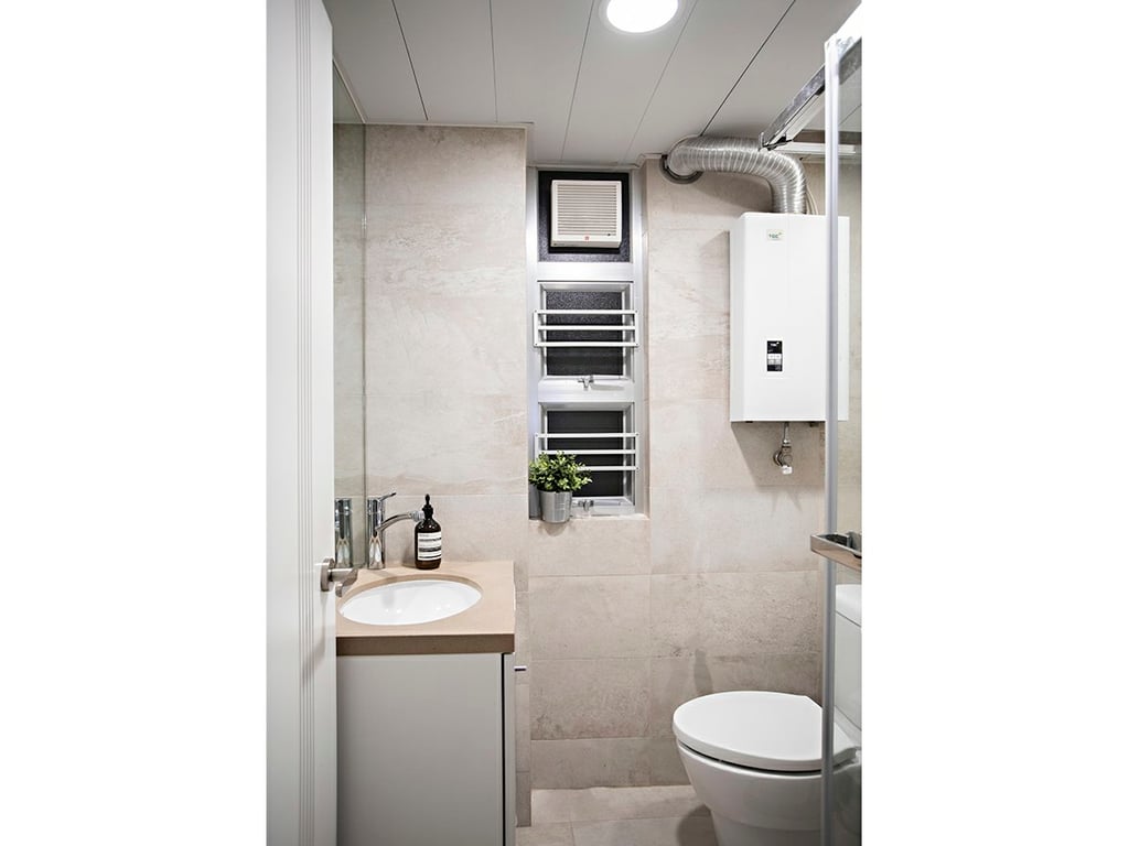https://img.propertyraptor.com/cdn-cgi/imagedelivery/KD5bF_AFL0JDTbKLWF7z9g/ap8/ap8_001/hornet/prp/img/7b5416ce2d92274fab7a9443b7023983.jpg/public