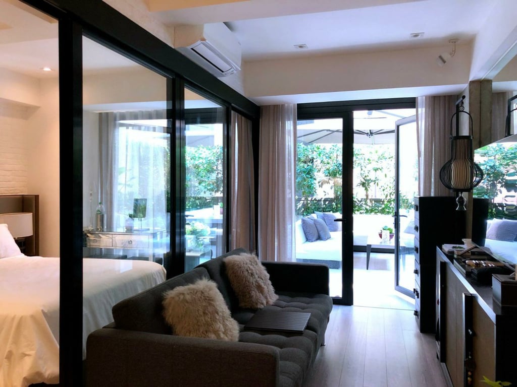 https://img.propertyraptor.com/cdn-cgi/imagedelivery/KD5bF_AFL0JDTbKLWF7z9g/ap8/ap8_001/hornet/prp/img/7ba13bb465b1f590f151e32a60d6d11e.jpg/public