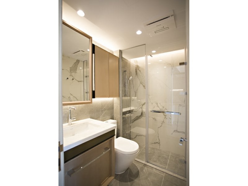 https://img.propertyraptor.com/cdn-cgi/imagedelivery/KD5bF_AFL0JDTbKLWF7z9g/ap8/ap8_001/hornet/prp/img/7bab2f12e7ddda6412220a7bd99874de.jpg/public