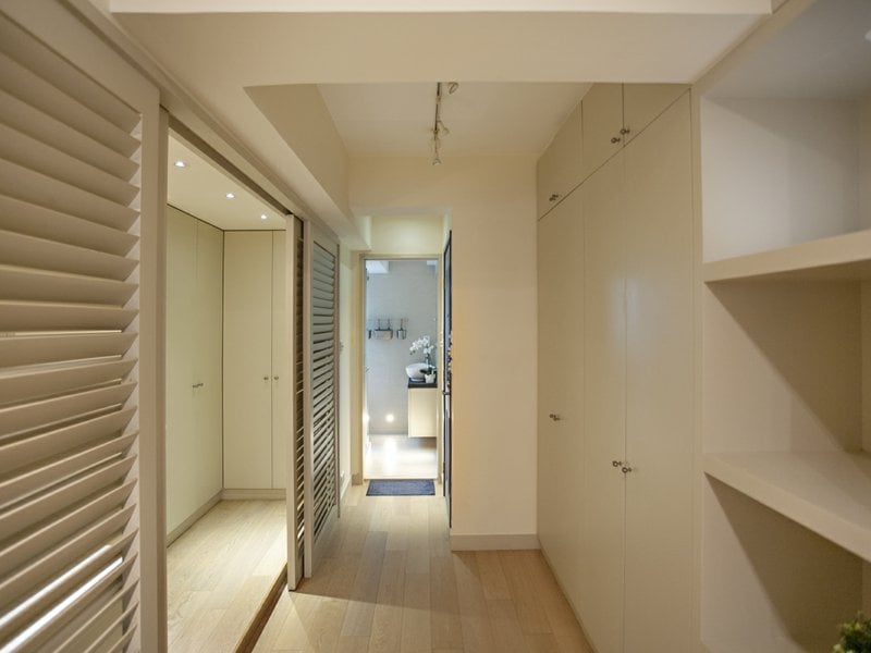 https://img.propertyraptor.com/cdn-cgi/imagedelivery/KD5bF_AFL0JDTbKLWF7z9g/ap8/ap8_001/hornet/prp/img/7bec3cfba3acbc293ac022464243c14a.jpg/public