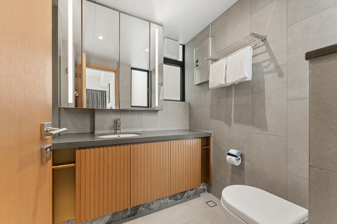 https://img.propertyraptor.com/cdn-cgi/imagedelivery/KD5bF_AFL0JDTbKLWF7z9g/ap8/ap8_001/hornet/prp/img/7bfd66975103edd7933e5bc2a0055173-wtm.jpg/public