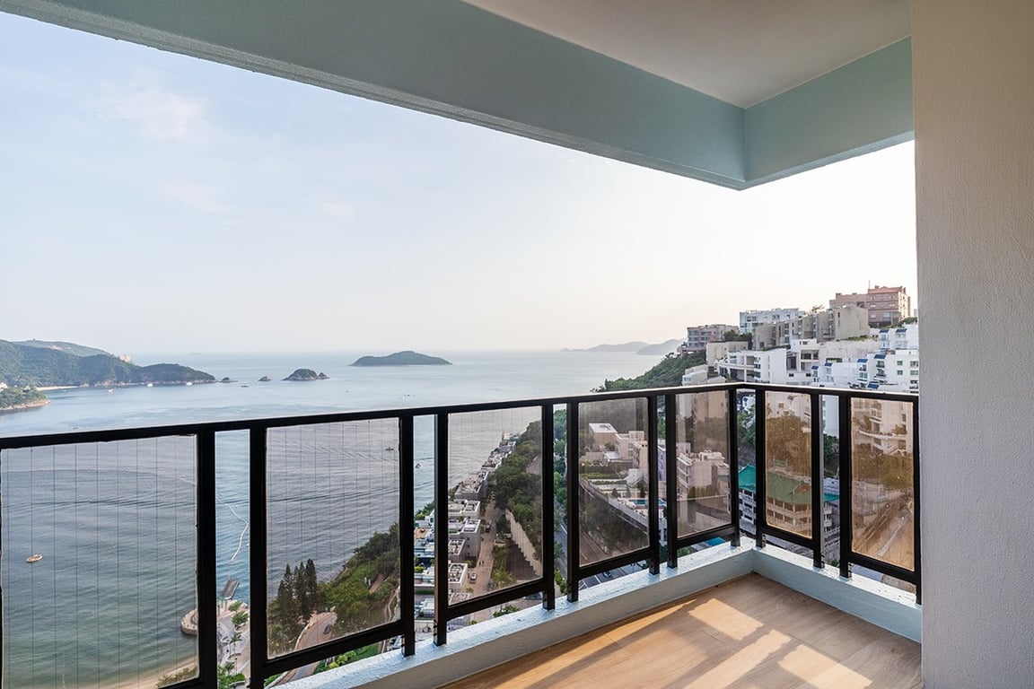 Repulse Bay Apartments