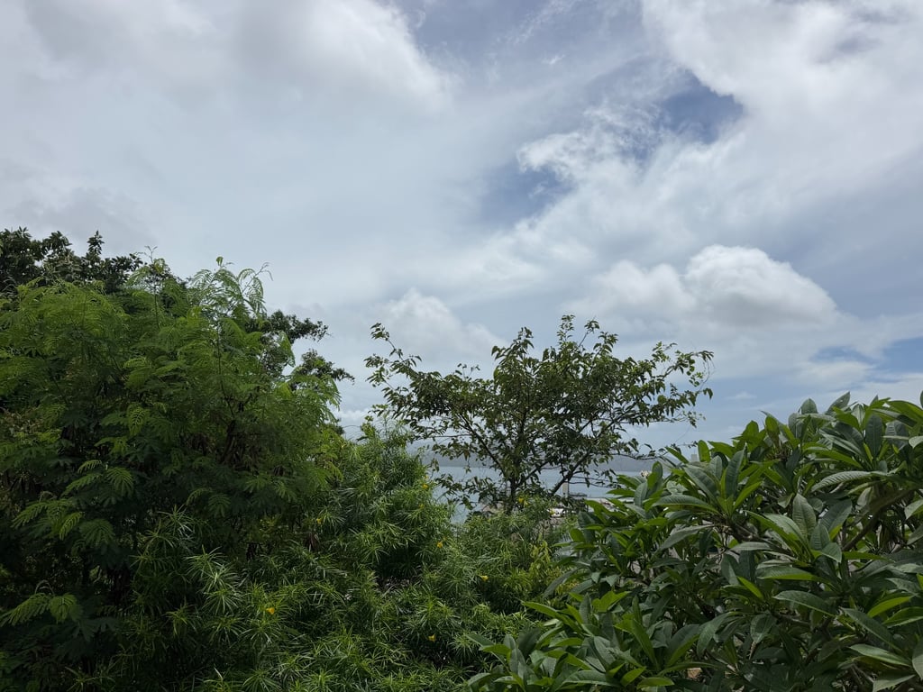 https://img.propertyraptor.com/cdn-cgi/imagedelivery/KD5bF_AFL0JDTbKLWF7z9g/ap8/ap8_001/hornet/prp/img/7c78c5e935eae0a4547525d0c466a7d8-wtm.jpg/public