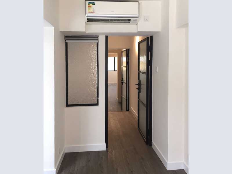 https://img.propertyraptor.com/cdn-cgi/imagedelivery/KD5bF_AFL0JDTbKLWF7z9g/ap8/ap8_001/hornet/prp/img/7c884785d6b46d7cc62e23708fd0ae75.jpg/public