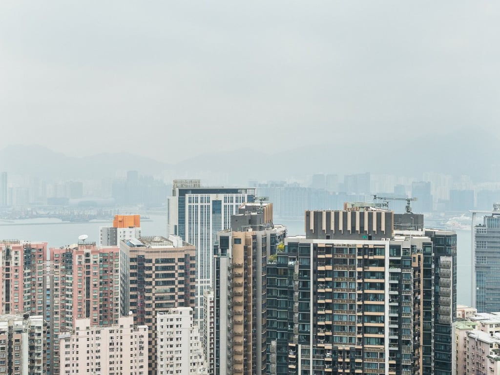 https://img.propertyraptor.com/cdn-cgi/imagedelivery/KD5bF_AFL0JDTbKLWF7z9g/ap8/ap8_001/hornet/prp/img/7d250be88b444b1c0a46546fe8441431-wtm.jpg/public