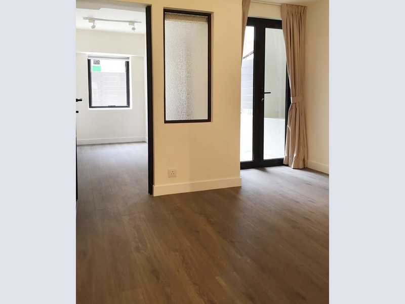 https://img.propertyraptor.com/cdn-cgi/imagedelivery/KD5bF_AFL0JDTbKLWF7z9g/ap8/ap8_001/hornet/prp/img/7d55bcb9a604d066d6ec6065130449d7.jpg/public