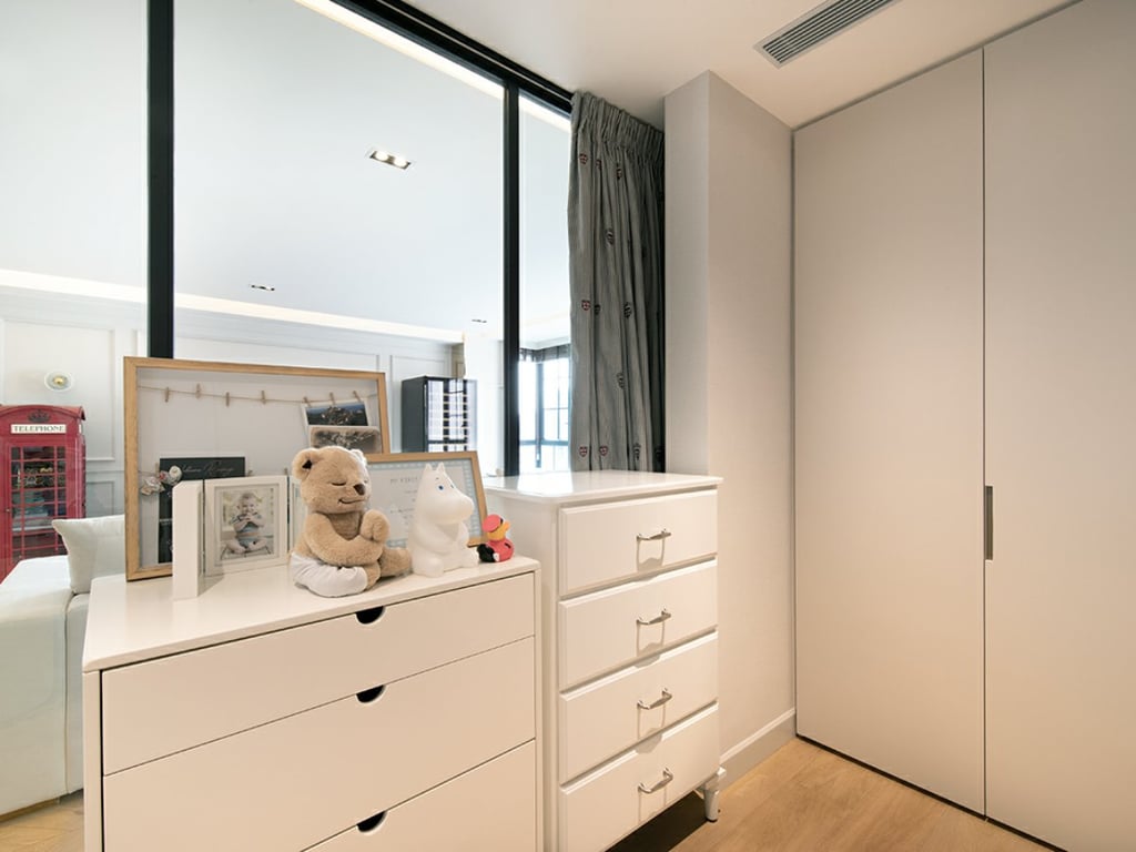 https://img.propertyraptor.com/cdn-cgi/imagedelivery/KD5bF_AFL0JDTbKLWF7z9g/ap8/ap8_001/hornet/prp/img/7dd898f0c74674a0ca93713b1da50e08.jpg/public