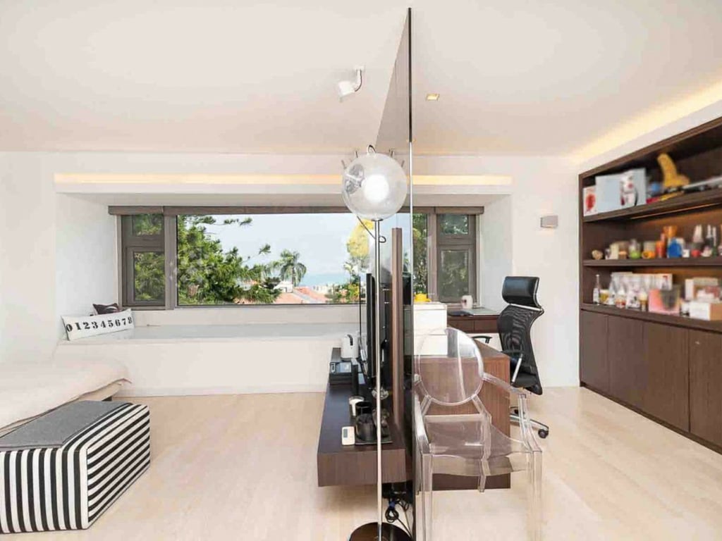 https://img.propertyraptor.com/cdn-cgi/imagedelivery/KD5bF_AFL0JDTbKLWF7z9g/ap8/ap8_001/hornet/prp/img/7e6e41ccee4fa0ef05e7222dfbcda6d9-wtm.jpg/public